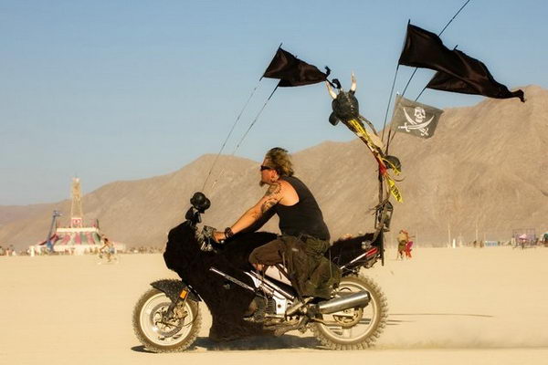   :: Burning Man  17