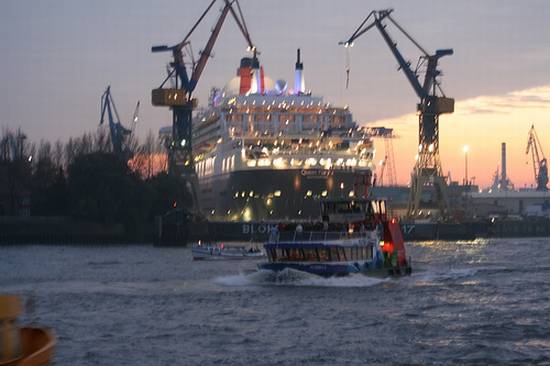   :: Queen Mary  4