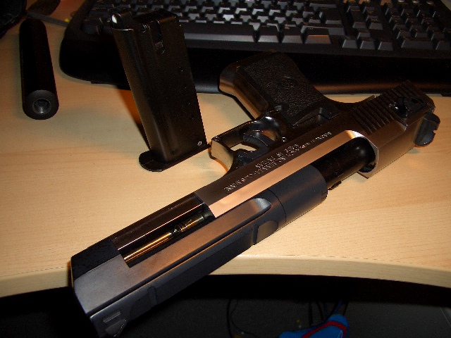   :: Desert Eagle  11