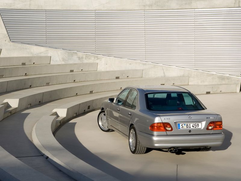  :: AMG ::  1