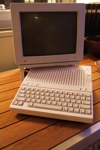   ::    Apple ::  1