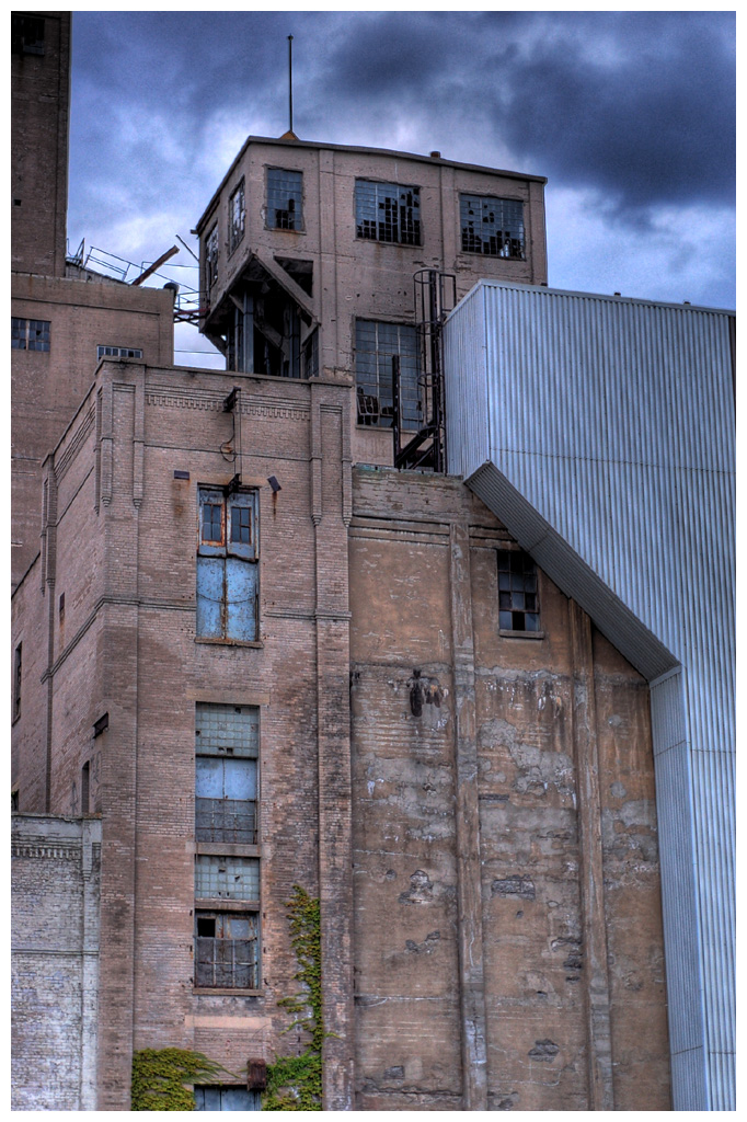  :: . HDR. ::  1