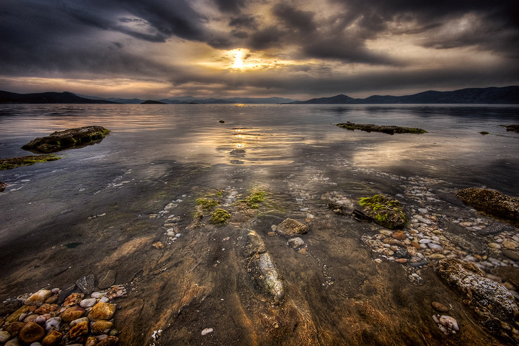  ::   HDR ::  2
