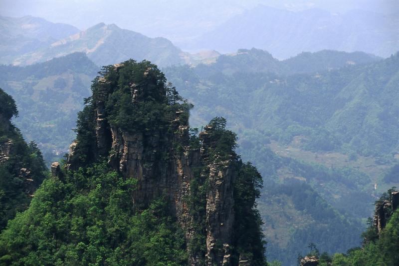    (Zhangjiajie) ::  2