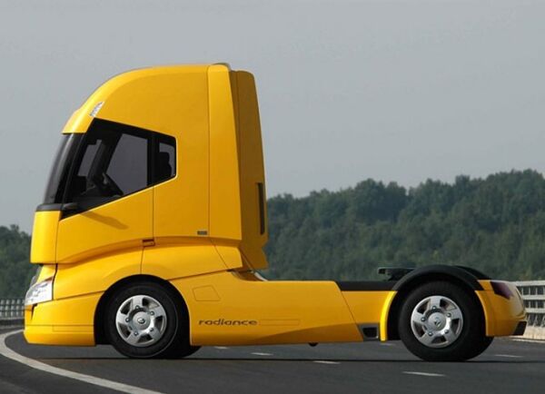  :: Renault Tradience  1
