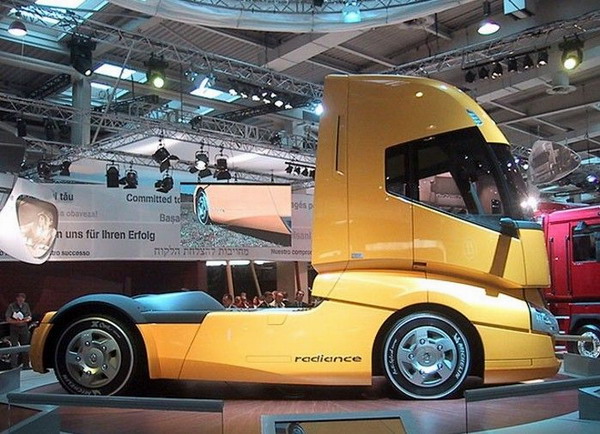  :: Renault Tradience  2