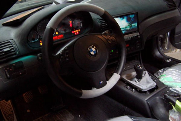  ::  BMW  4