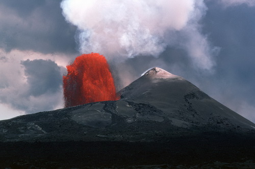 Фотографии живого вулкана фото 28