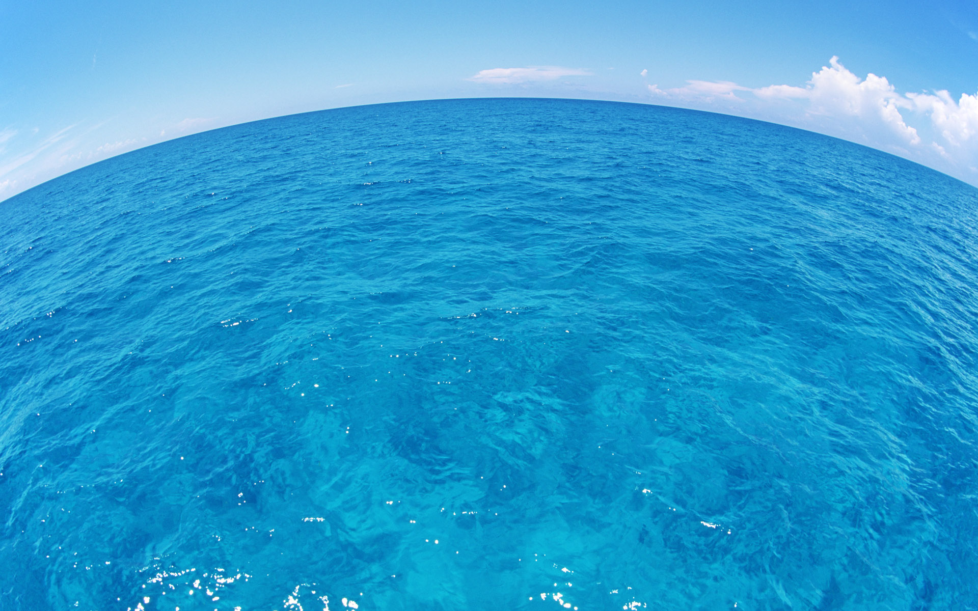Океан голубая вода