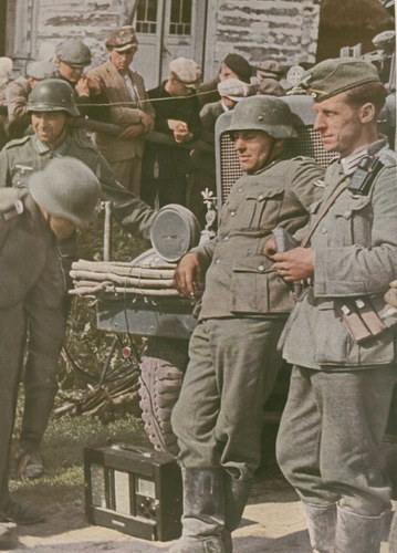 Историческое :: Цветные фотографии Третьего Рейха фото 37