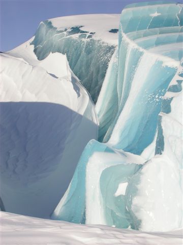 Ледяные образования в Антарктике фото 1